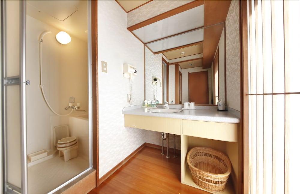 Onsen Hotel Omoto Мацумото Экстерьер фото